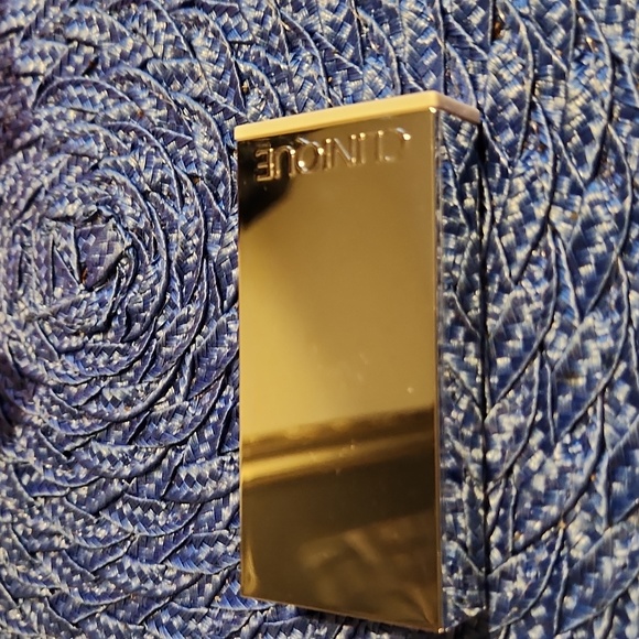 Clinique Women's Make-up - Picture 3 of 4